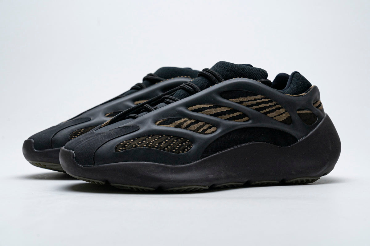 Adidas Yeezy 700