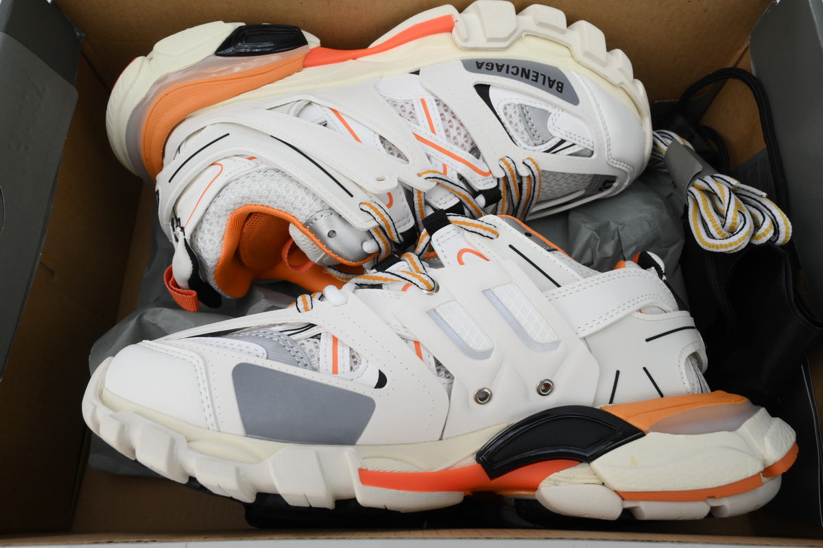 Balenciaga track