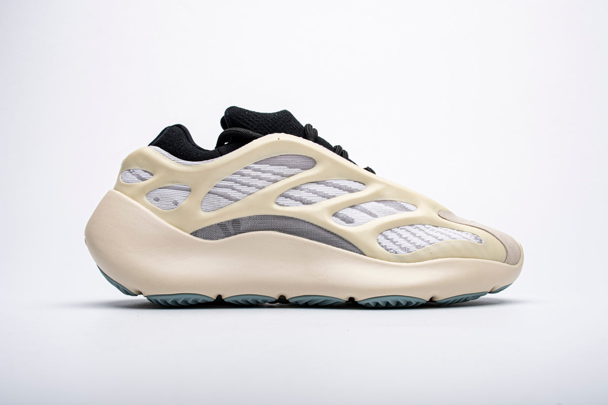 Adidas Yeezy 700