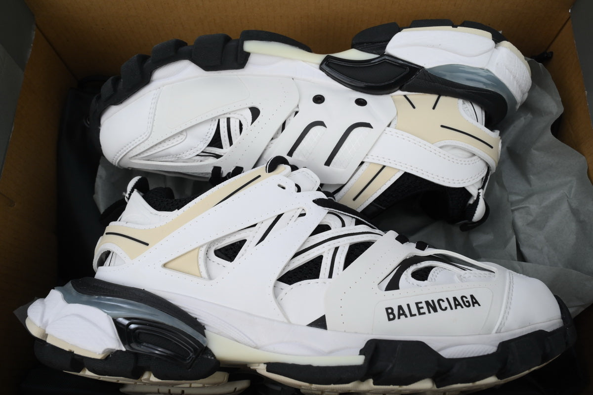 Balenciaga track