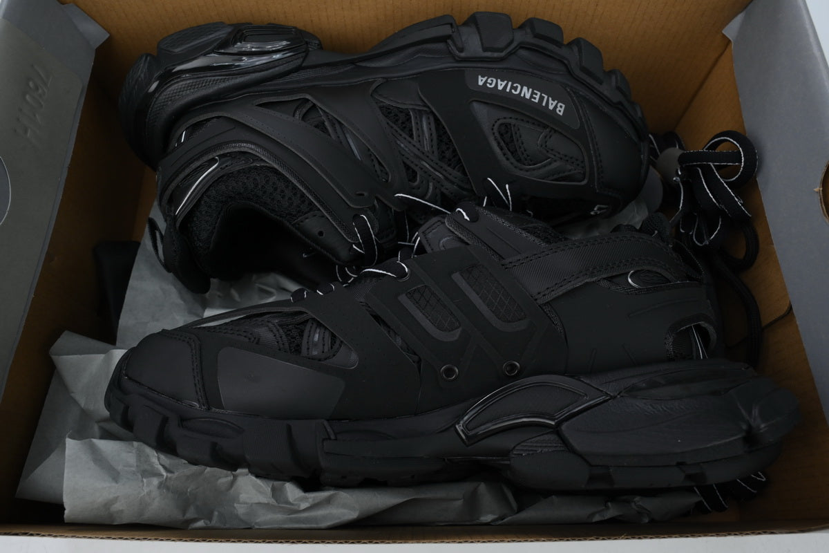 Balenciaga track