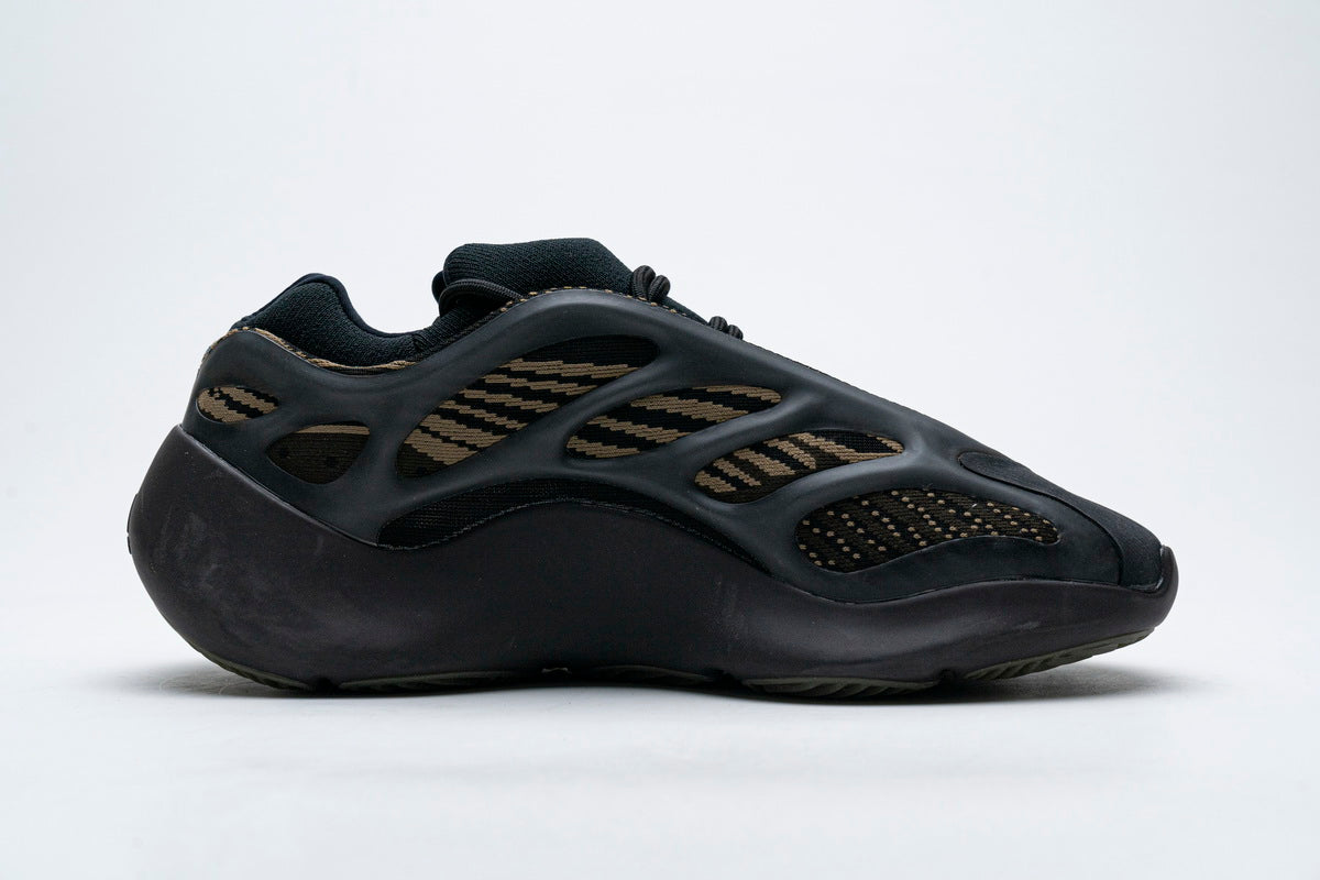 Adidas Yeezy 700
