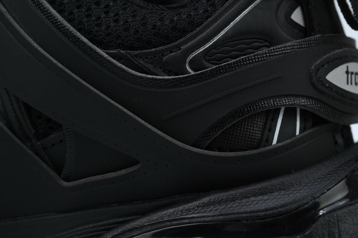 Balenciaga track