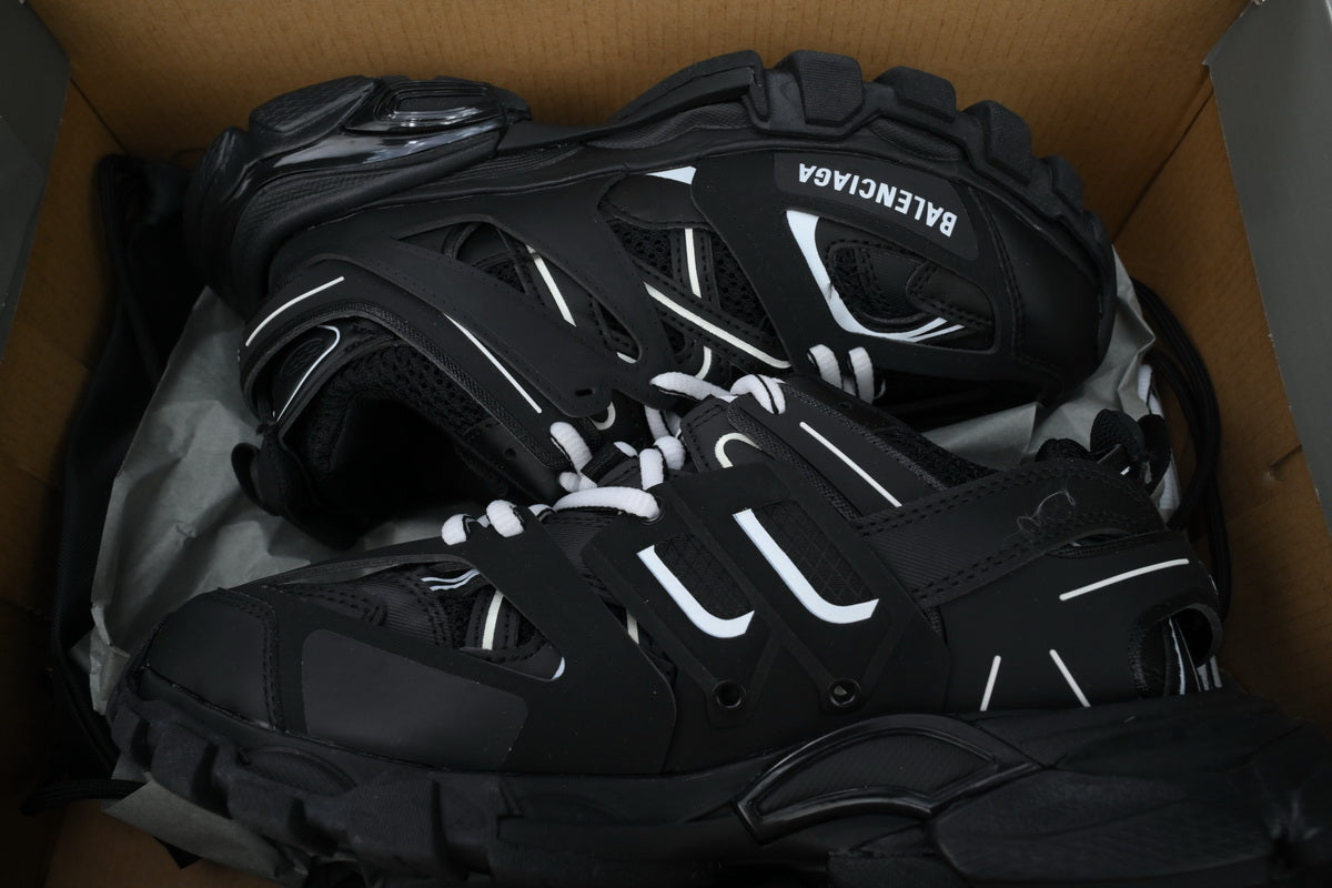 Balenciaga track