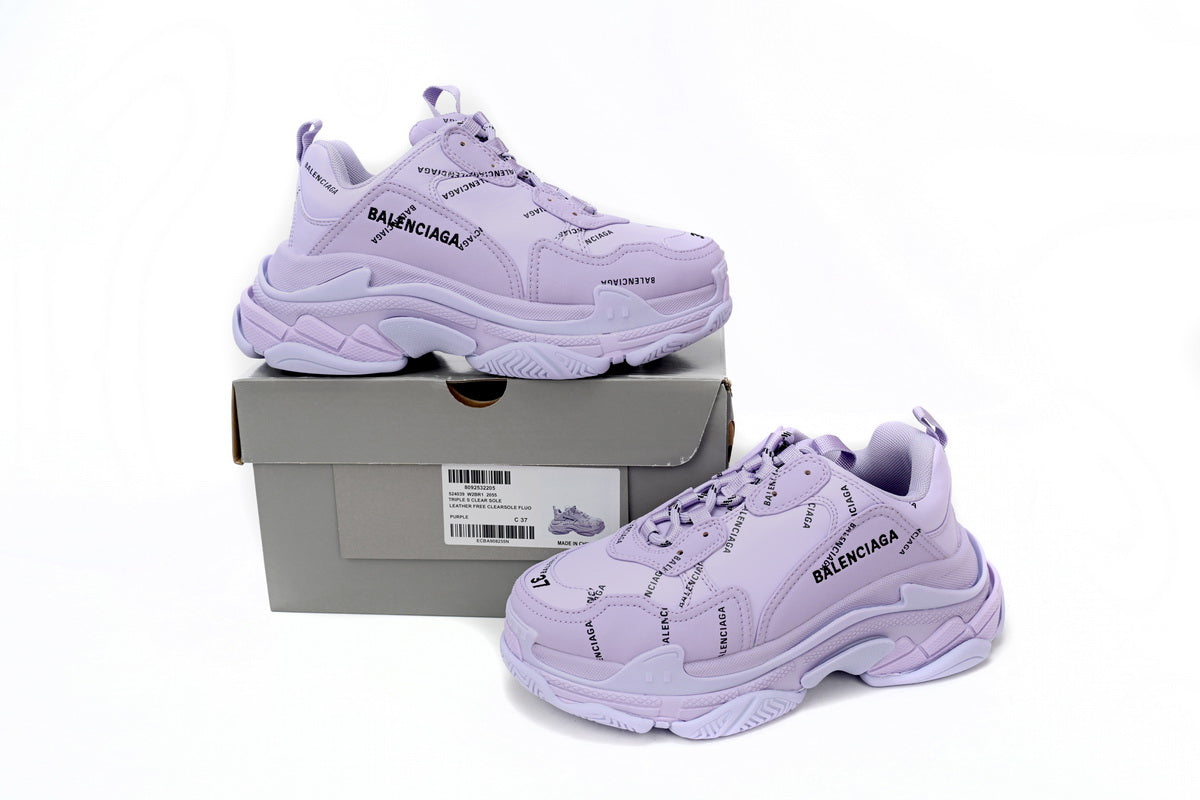 Balenciaga triple S