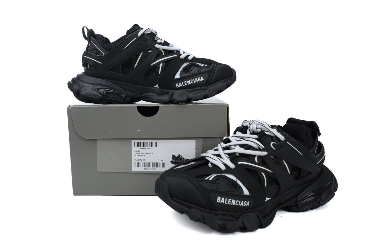 Balenciaga track