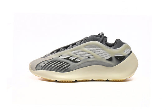 Adidas Yeezy 700