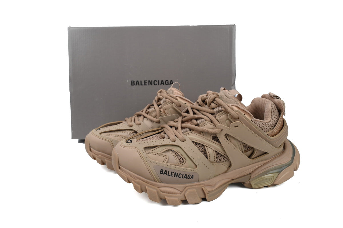 Balenciaga track