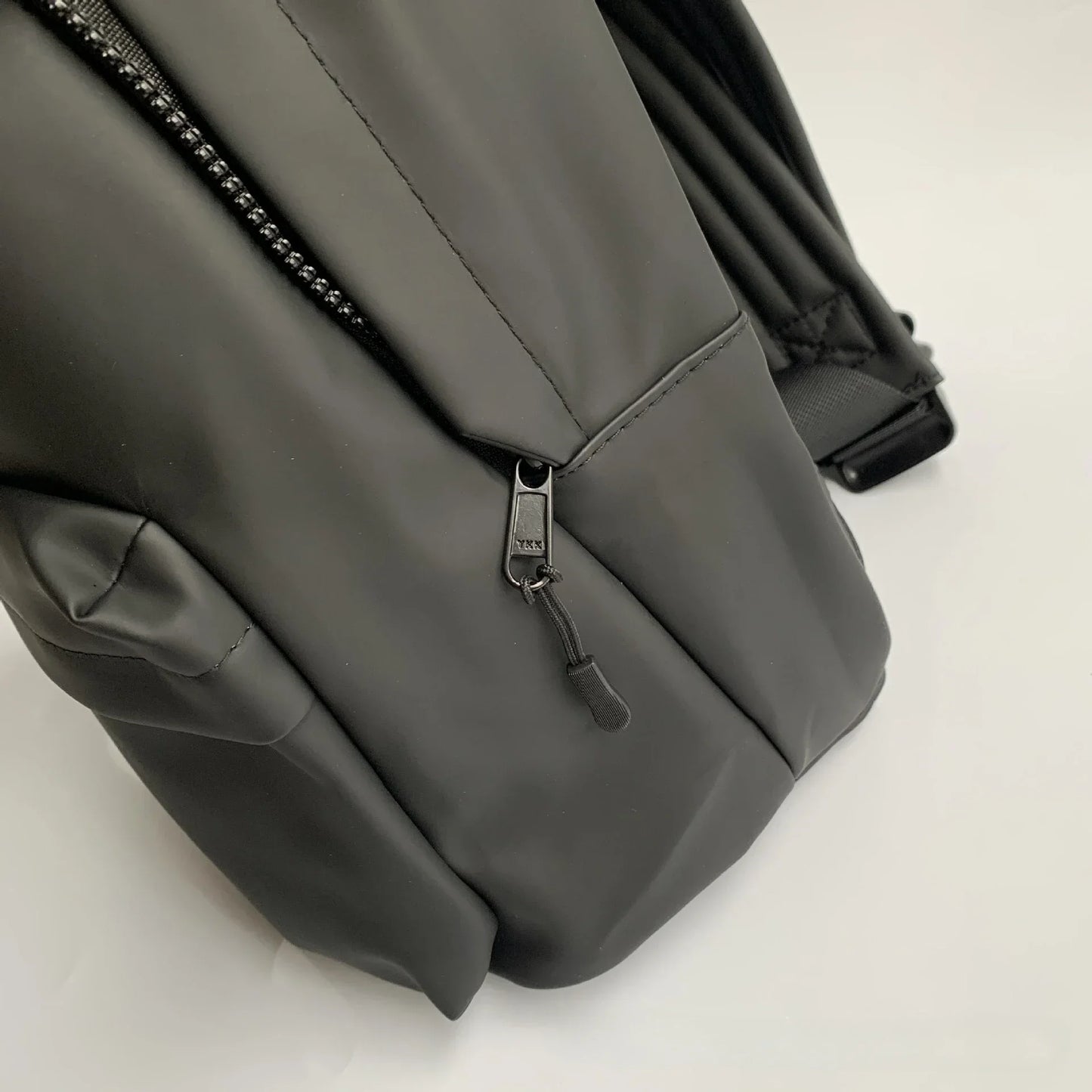 Unisex Leather Backpack Hip Hop Casual Large Capacity Waterproof Fashion Laptop Bag Travel Black White 2 Color Combination