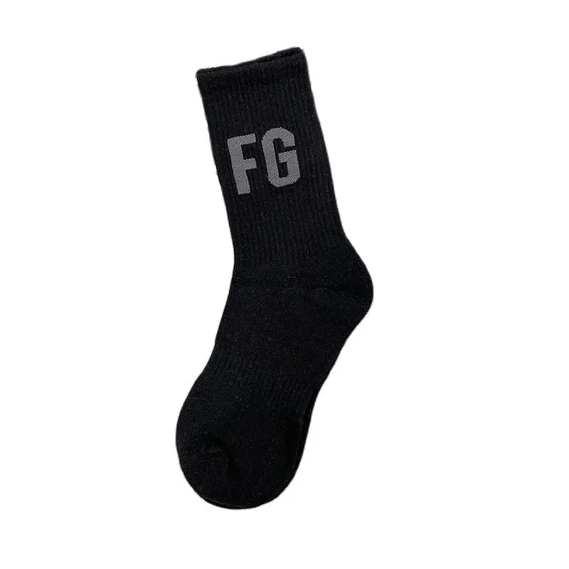 essentials Socks Men Sports Breathable Socks Long Tube Cotton Socks Skateboard Casual Men and Women Couples Fashion Hip-hop