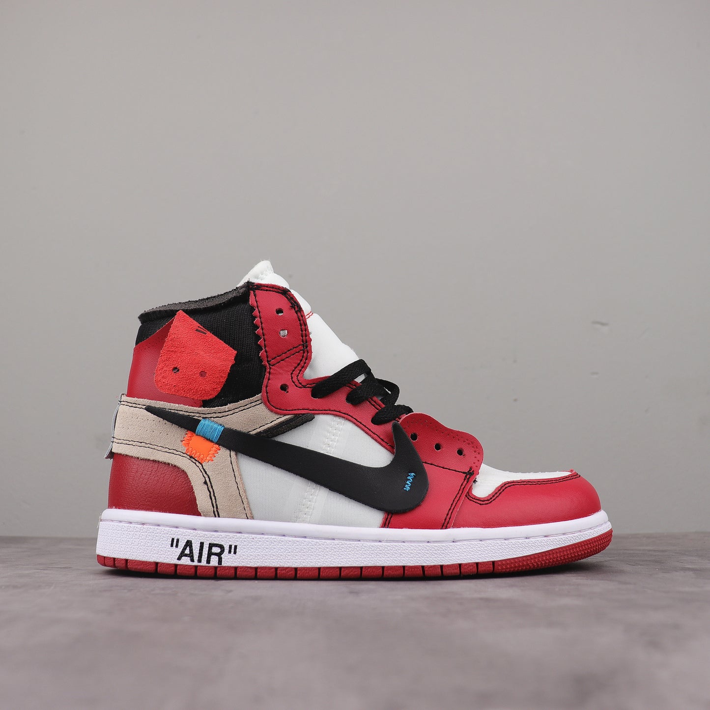 Jordan 1 Retro High Off-White Chicago