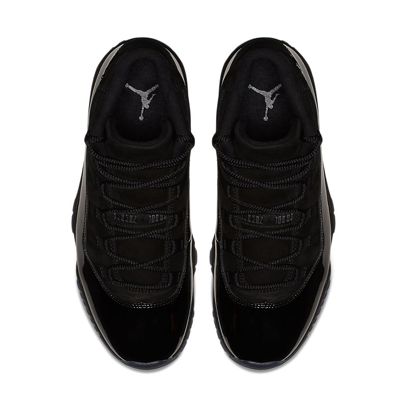 Jordan 11 Retro CAP and Gown