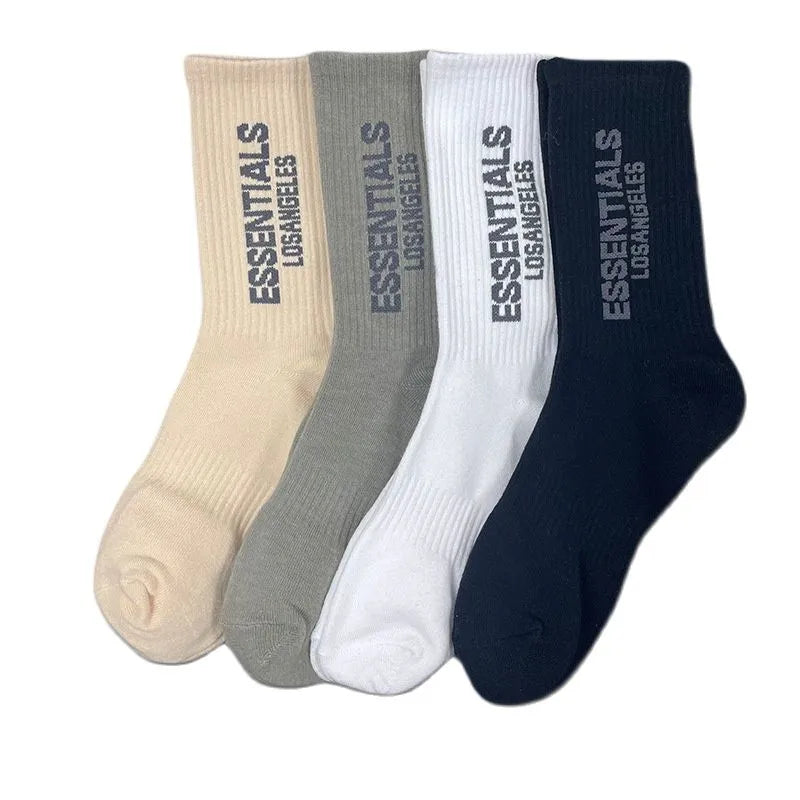 New European and American spring and autumn hip-hop fashion socks personality male alphabet socks sports skateboard leisure sock