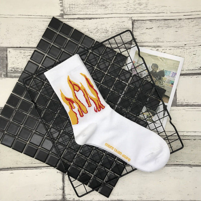 Contrast Flames Socks